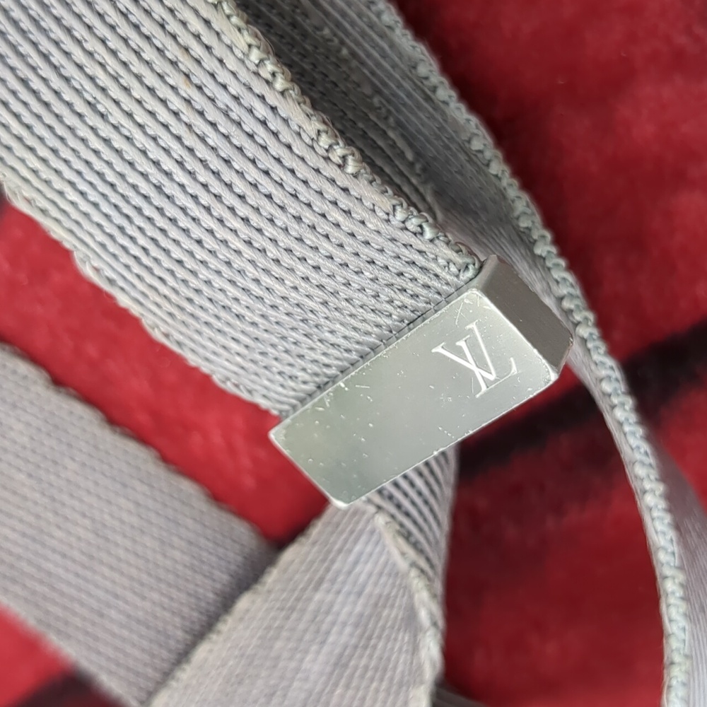 Louis VuittonLimited Edition Light Blue Nylon Tasman Reporter Bag - Picture 4 of 16